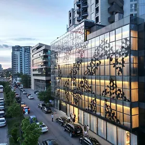 https://genesis-hotel-tbilisi.alltbilisihotels.com