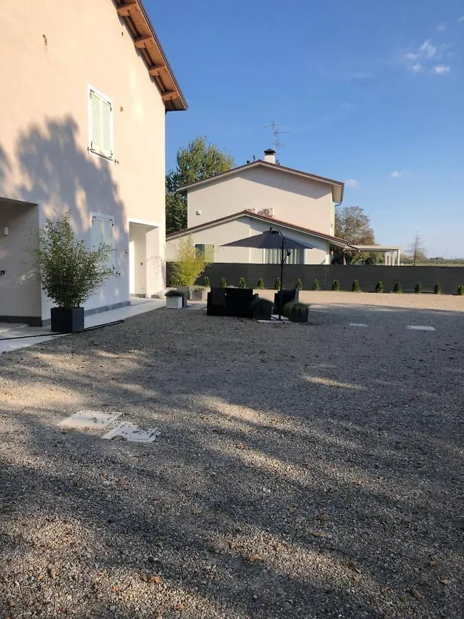 Hotel Ivy Park Medolla 0*,  Italia
